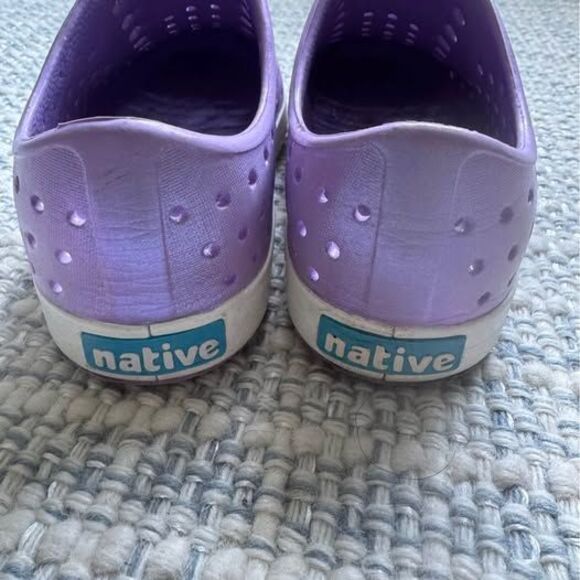 Native metallic purple Jefferson shoes - size 13C - Picture 3 of 4